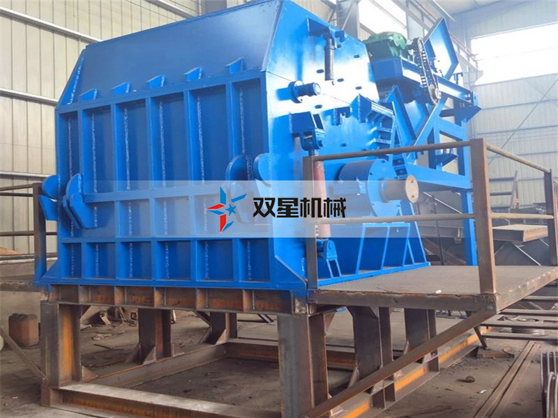 <a href='http://m.dianzizhifu.cn/psj/845.html' target='_blank'><span>金屬破碎機(jī)</span></a>生產(chǎn)現(xiàn)場