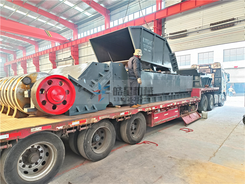1600<a href='http://m.dianzizhifu.cn/feilv/852.html' target='_blank'><span>鋁合金破碎機</span></a>廠家設(shè)備發(fā)往四川